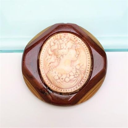 Picture of 1930'S Root Beer & Apple Juice Carved Bakelite Pendant With Celluloid Cameo Center