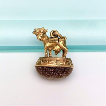 Picture of Vintage 18K Gold & Gold Stone Cabochon Cow Charm/Pendant