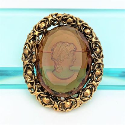 Picture of Signed Pauline Rader Reverse Cut Glass Cameo Brooch/Pendant