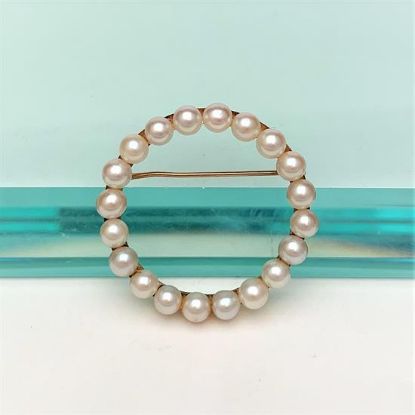 Picture of Vintage 14K Yellow Gold & Cultured Pearl Circle Brooch