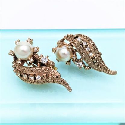Picture of Vintage Hobe Gold Tone Clip-On Earrings With Clear Rhinestones & Faux Pearls