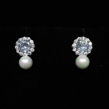 Picture of Qsi Earrings _,clear Cz & Faux Pearl Small Post Earrings. .55" Long