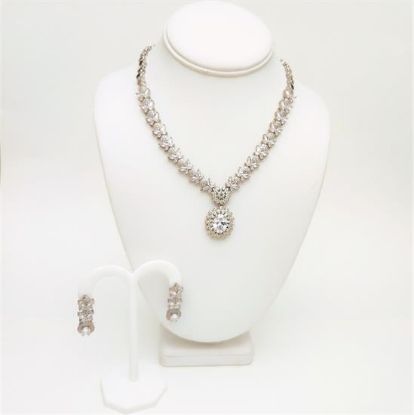 Picture of Qsi Sets -,cz Butterflies & Flowers Necklace & Earring Set. Earrings Measure 1.5" Long. Necklace Measures 17" Long With 1.75" Drop