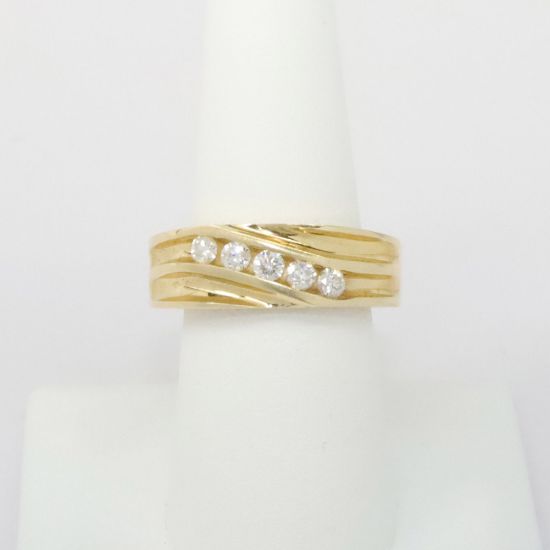 Picture of 14K Yellow Gold 0.50 CT Diamond Band