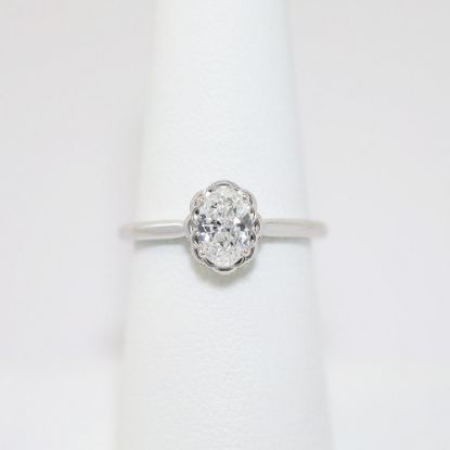 Picture of 14K White Gold Oval Brilliant Cut Diamond Engagement Ring