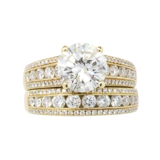 Picture of 14K Yellow Gold, Round Brilliant Cut & Diamond Cluster Accented Two-Piece Bridal Ring Set