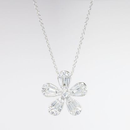 Picture of 18k White Gold & Diamond Flower Necklace