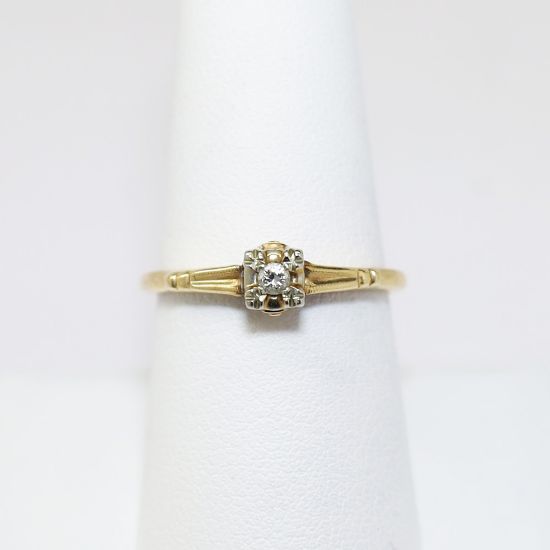 Picture of Antique Late Edwardian Era 14k Gold & Diamond Engagement Ring
