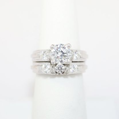 Picture of 14K White Gold Bridal Set with Diamond Solitaire & Diamond Band