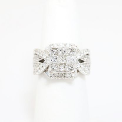 Picture of 14k White Gold & Diamond Cluster Engagement Ring