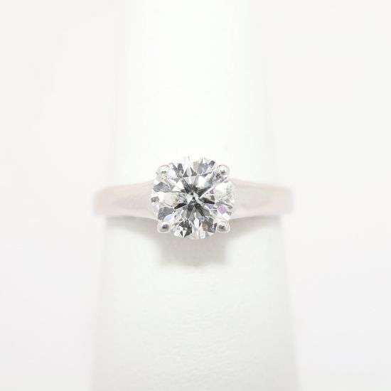 Picture of 14k White Gold & Round Brilliant Cut Diamond Solitaire Engagement Ring