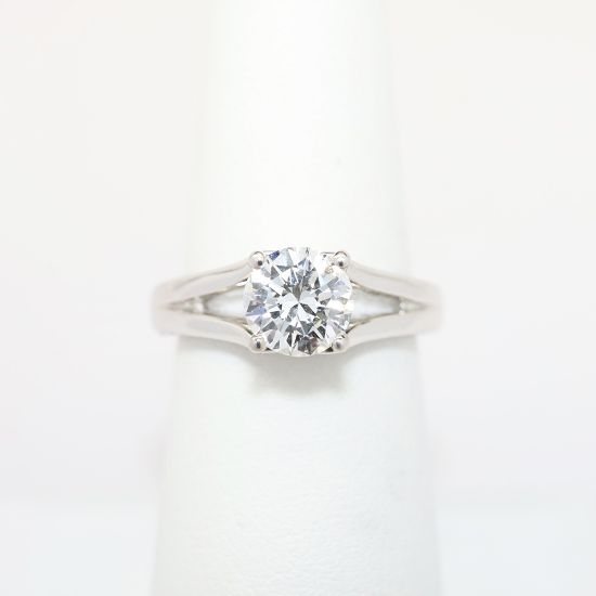 Picture of 14k White Gold, Round Brilliant Cut Diamond Solitaire Split Shank Engagement Ring