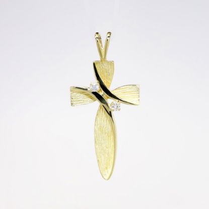 Picture of Cross Pendant with Diamond Accents in 14k Yellow Gold