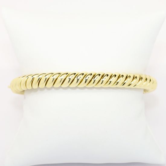 Picture of Spiral/Twisted Hinged Bangle Bracelet in 18k Yellow Gold