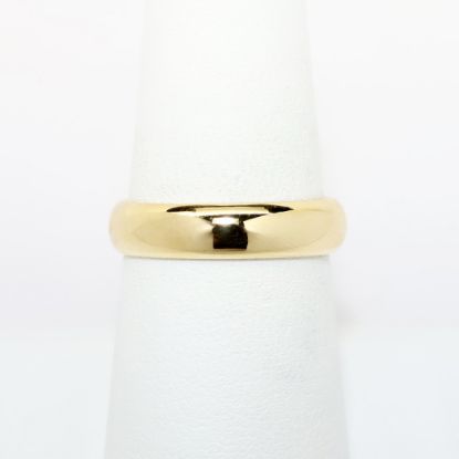 Picture of 14k Yellow Gold 4mm Half Round Men's Wedding Band, US Size 7.5