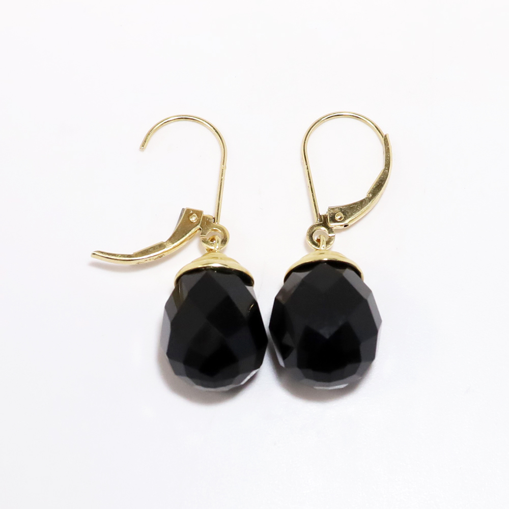 Black onyx top briolette drop earrings.