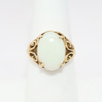 Picture of Vintage 10k Gold & White Opal Oval Cabochon Ring