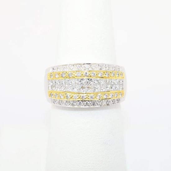 Picture of 18k Two-Tone Gold Band Ring with Pavé Set Round & Square Cut Diamonds