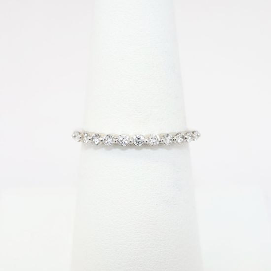 Picture of 14k White Gold & Diamond Wedding Band