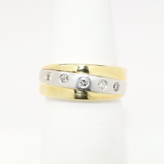 Picture of 18k Two-Tone Gold & Burnish Set Diamond Ring