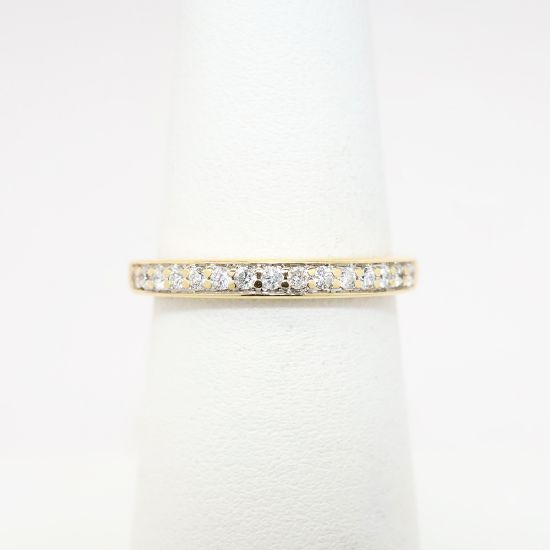 Picture of Traditional 14k Yellow Gold & Diamond Wedding Band