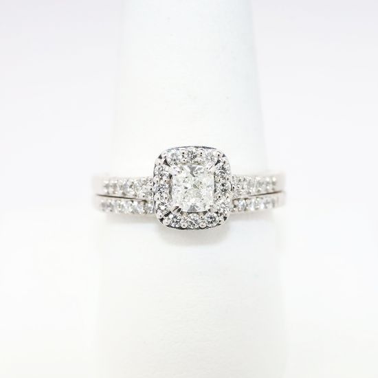 Picture of 14k White Gold & Square Cushion Cut Diamond Bridal Ring Set