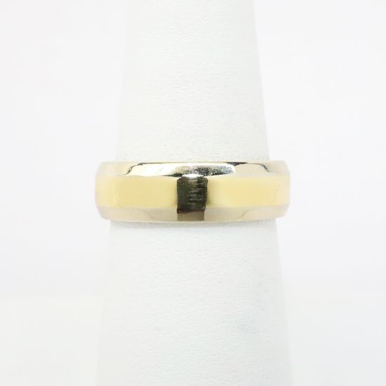 Picture of Men's 14k Two-Tone Gold Beveled Wedding Band