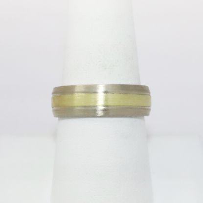 Picture of Men's 14k Two-Tone Brushed Gold Wedding Band