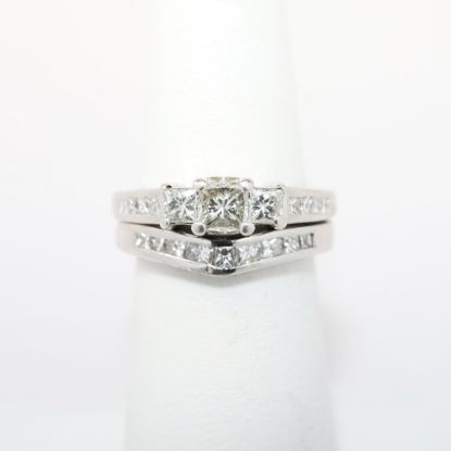 Picture of 14k White Gold & Square Cut Diamond Bridal Ring Set