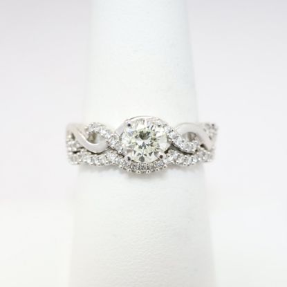 Picture of 14k White Gold & Round Brilliant Cut Diamond Bridal Ring Set with Woven Bands