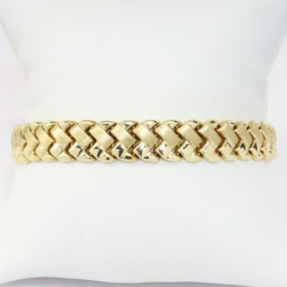 Picture of 14k Yellow Gold Herringbone Patterned Link Bracelet