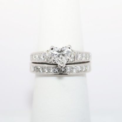 Picture of 14k White Gold & GIA Certified Heart Cut Diamond Bridal Ring Set