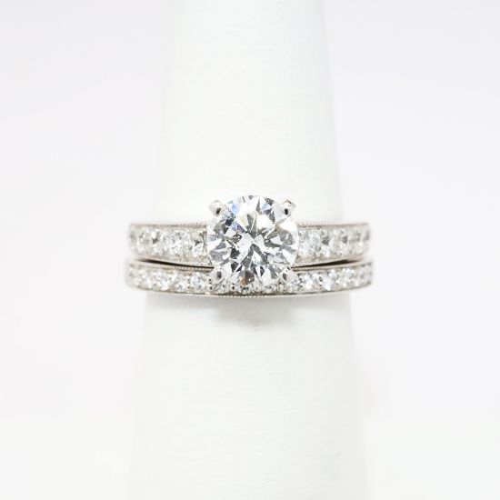 Picture of White Gold & Round Brilliant Cut Diamond Bridal Ring Set