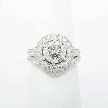 Picture of 14k White Gold & Round Brilliant Cut Diamond Halo Bridal Ring Set