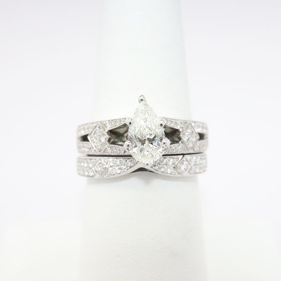 Picture of 14k White Gold & GIA Certified Pear Cut Diamond Bridal Set with Pavé Set Bands