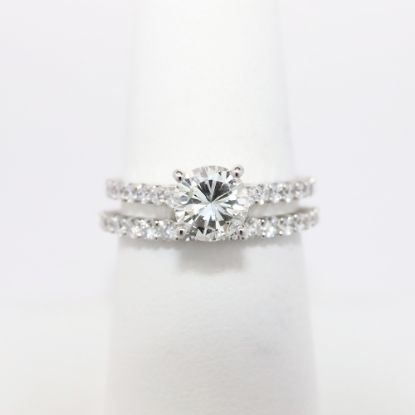 Picture of 14k White Gold & Round Brilliant Cut Diamond Solitaire Bridal Ring Set