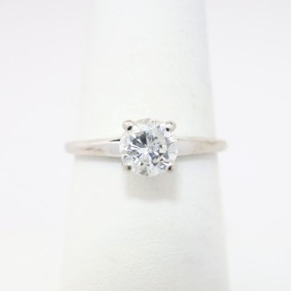 Picture of 14k White Gold & Round Brilliant Cut Diamond Solitaire Ring