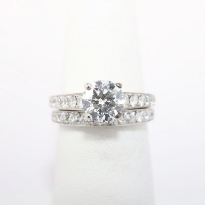 Picture of 14k White Gold & Round Brilliant Cut Diamond Solitaire Bridal Ring Set