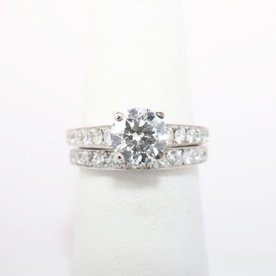 Picture of 14k White Gold & Round Brilliant Cut Diamond Solitaire Bridal Ring Set