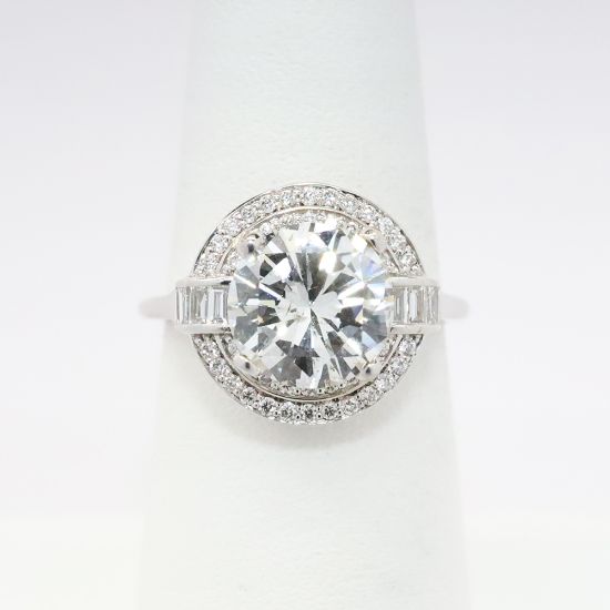 Picture of 18k White Gold & 2.30ct Round Brilliant Cut Diamond Halo Ring