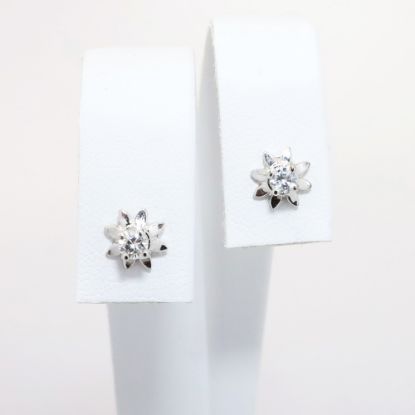 Picture of 10k White Gold Flower Stud Earrings with Round Brilliant Cut Diamond Centers