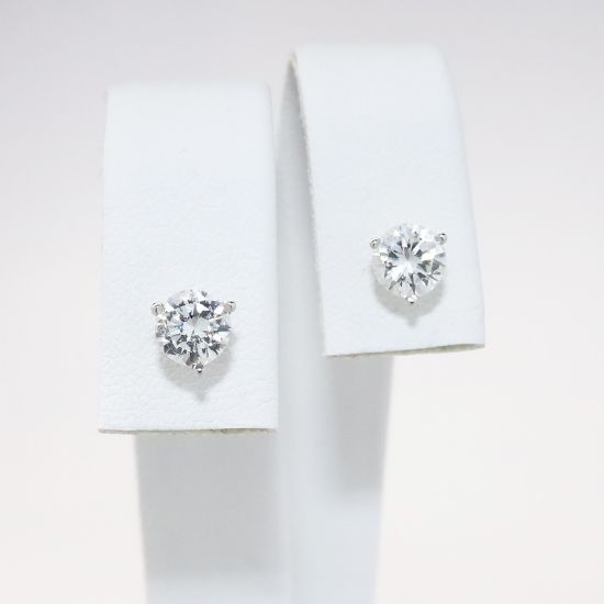 Picture of 14k White Gold & Round Brilliant Cut Diamond Solitaire Earrings