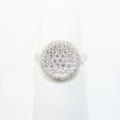 Picture of 18k White Gold & Pavé Set Diamond Disk Statement Ring 