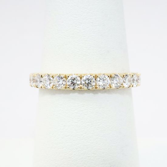 Picture of Traditional 14k Yellow Gold & Diamond Wedding Band