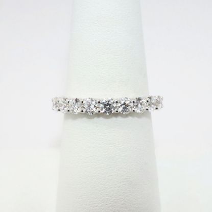 Picture of 14k White Gold & Diamond Wedding Band