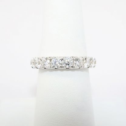 Picture of 14k White Gold & Diamond Anniversary Band