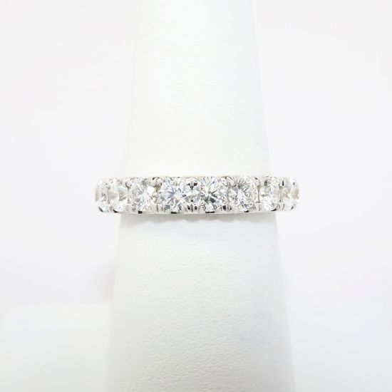 Picture of 14k White Gold & Diamond Anniversary Band