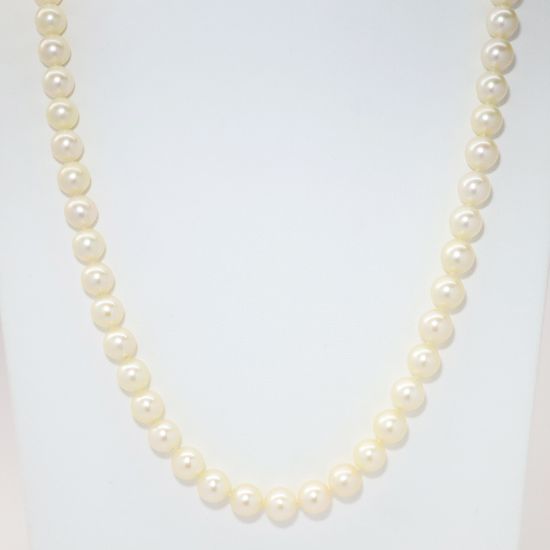 Picture of Hand Knotted White Pearl Necklace with 14k White Gold Clasp