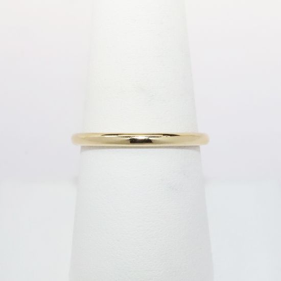 Picture of 14k Yellow Gold Rounded Edge Wedding Band