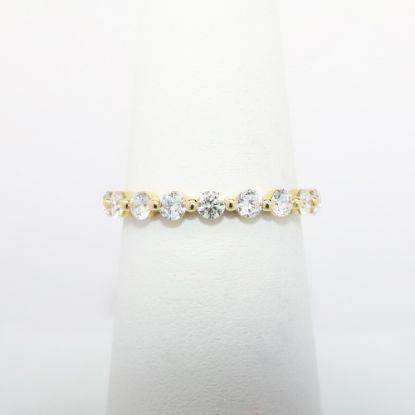 Picture of 14k Yellow Gold & Round Brilliant Cut Diamond Wedding Band